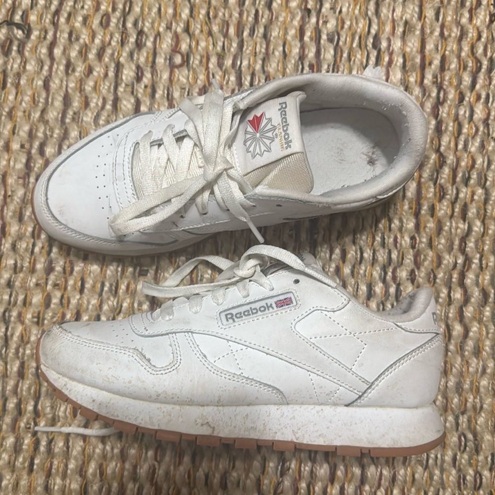 Reebok Sneakers